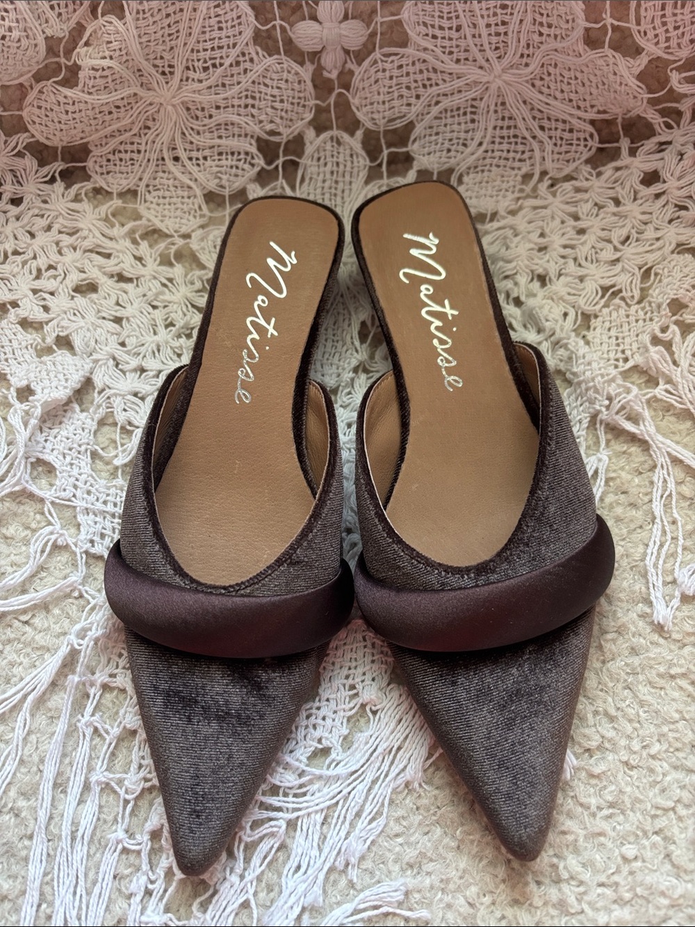 Matisse Chocolate Brown Velvet Pointed Toe Slide Mules Sz 6.5